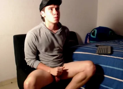Latino with Delicious Cock 18 Cm Long