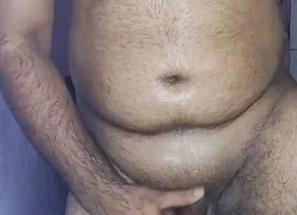 Beefy Hairy Muscular Man Cumshot Video