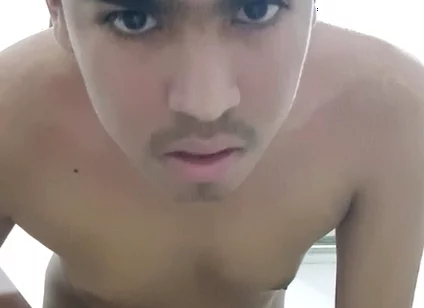 Good Sexy Man Jerks off in the Restroom