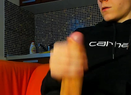 18's Horny Solo Cum Play Adventure