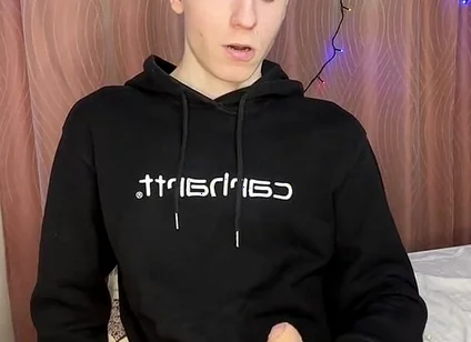 Twink Prostate Tingles During Intense Solo Hand Pump
