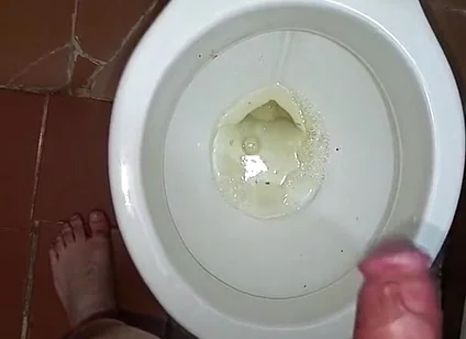 Compilation of Horny Twinks Peeing and Masturbating